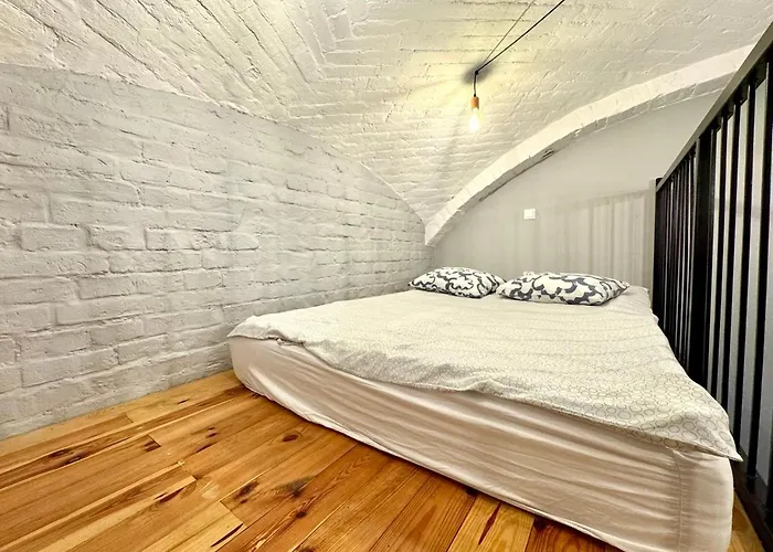 Paryski 1- Loftowe Blisko Rynku